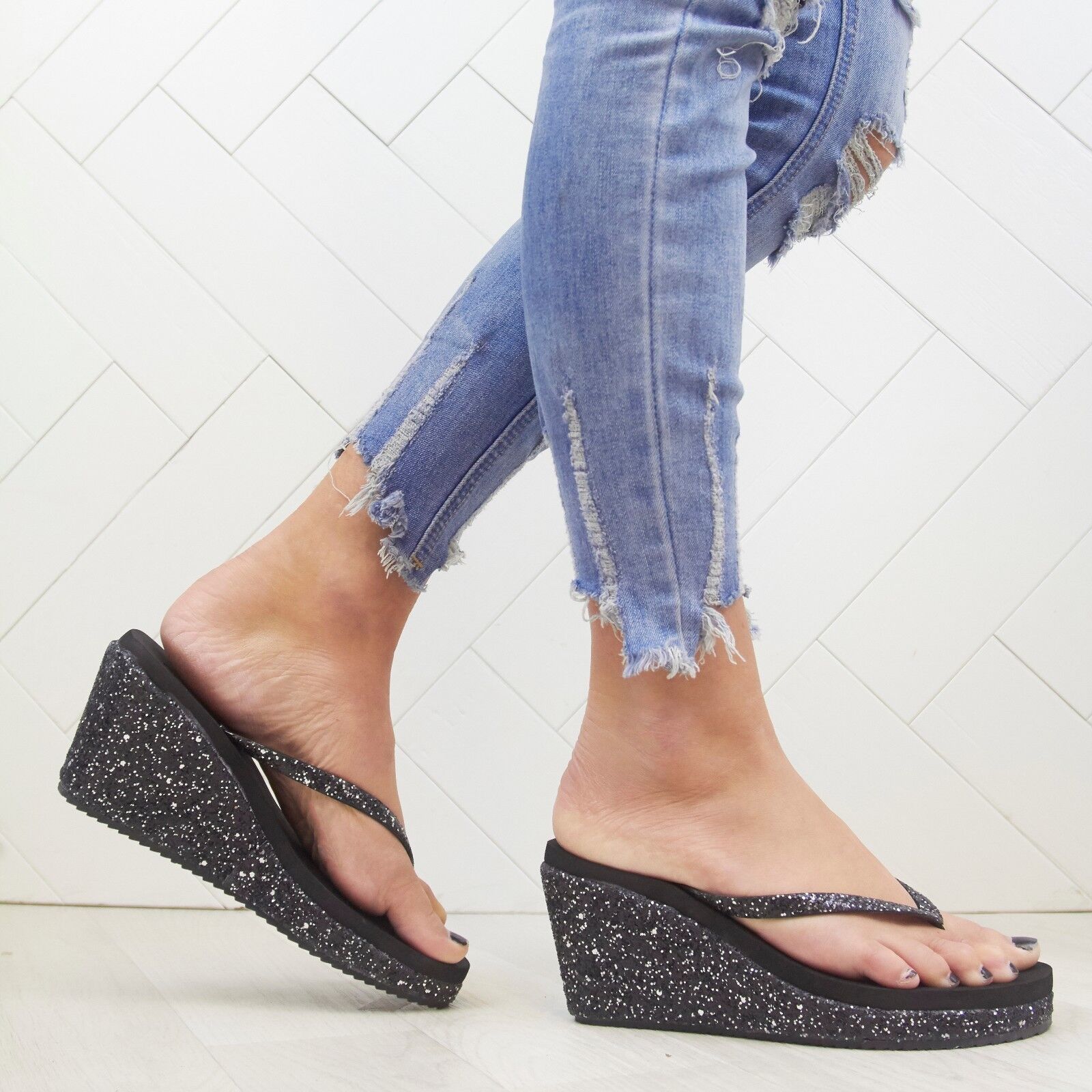 LADIES WOMENS LOW WEDGE TOE POST FLIP FLOPS MEMORY FOAM FEEL