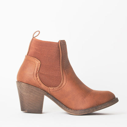 Izzy Chelsea Ankle Boot