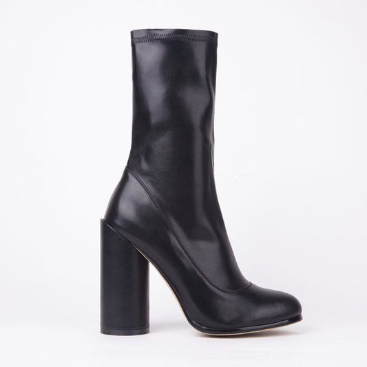 Willow Round Heel Ankle Boots