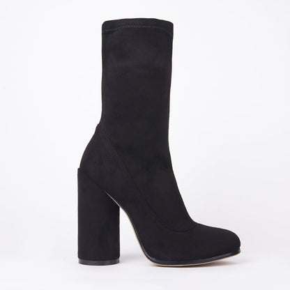 Willow Round Heel Ankle Boots