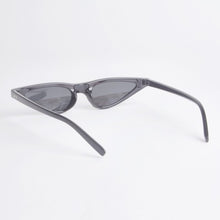 Load image into Gallery viewer, Arizona Black Sunglasses
